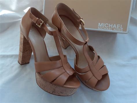 michael kors sandaletten rot|Michael Kors leather sandals.